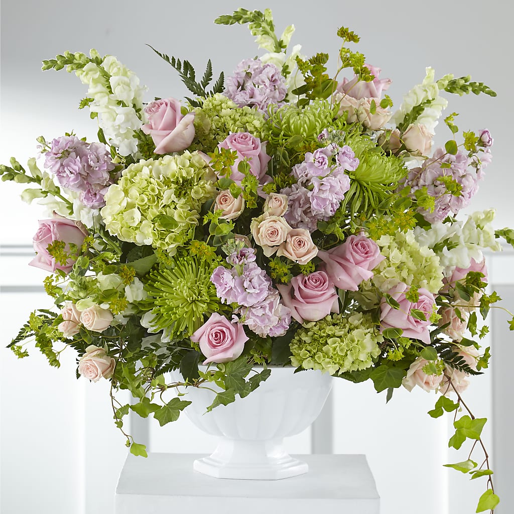 Radiant Embrace Arrangement – VASEFUL FLOWERS & GIFTS, Princeton NJ