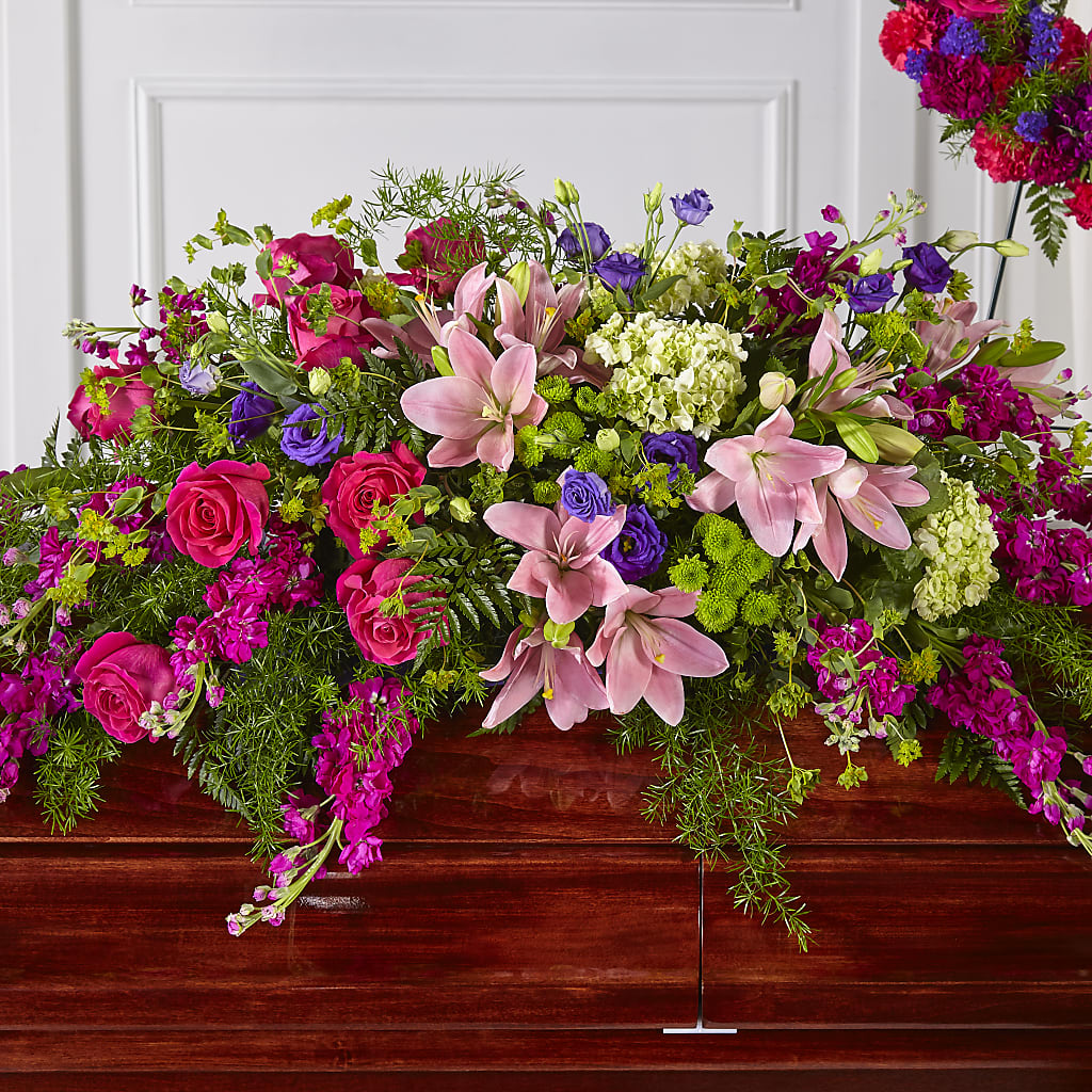 Radiant Tribute Casket Spray – VASEFUL FLOWERS & GIFTS, Princeton NJ