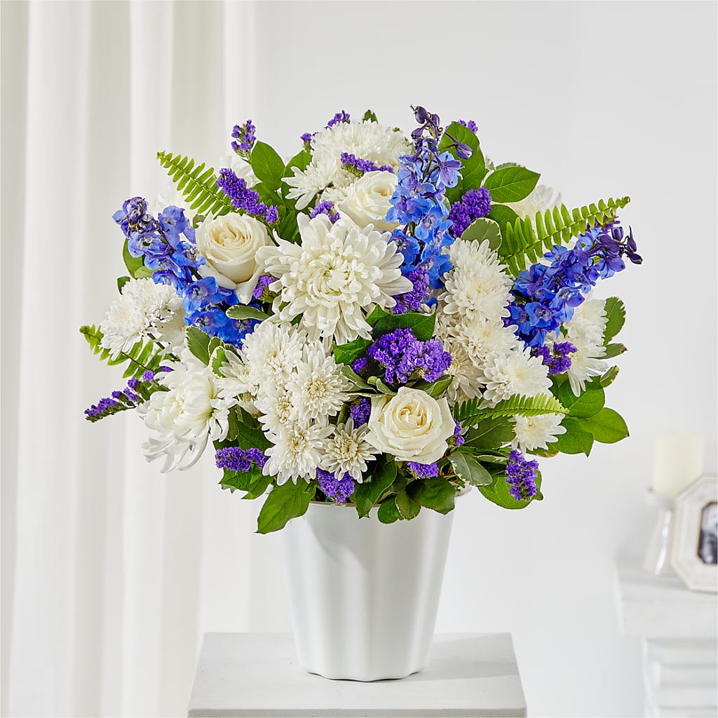 Hold Dear Tabletop Basket – VASEFUL FLOWERS & GIFTS, Princeton NJ