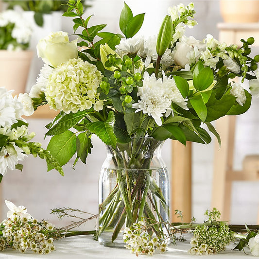 Classic Ivory – A Florist Original – VASEFUL FLOWERS & GIFTS, Princeton NJ
