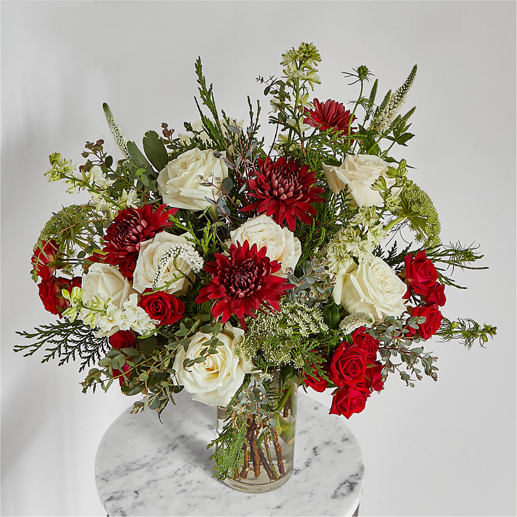 Favorite Traditions Bouquet – VASEFUL FLOWERS & GIFTS, Princeton NJ