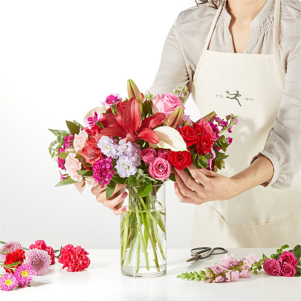 Swooning Over You - A Luxury Florist Original – VASEFUL FLOWERS & GIFTS, Princeton NJ