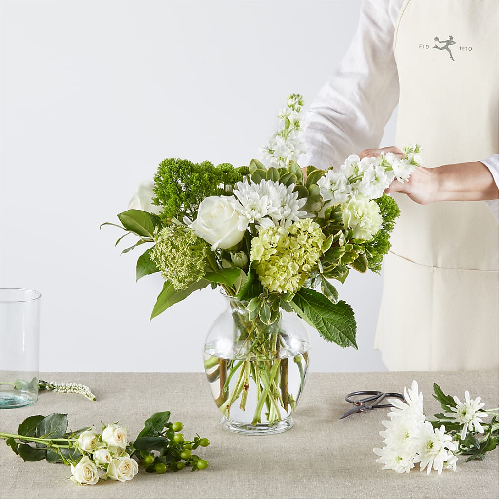 Irish Garden - A Florist Original – VASEFUL FLOWERS & GIFTS, Princeton NJ