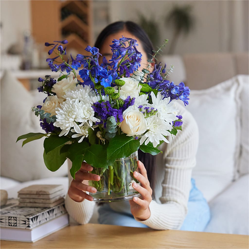 Cerulean Waves Bouquet – VASEFUL FLOWERS & GIFTS, Princeton NJ