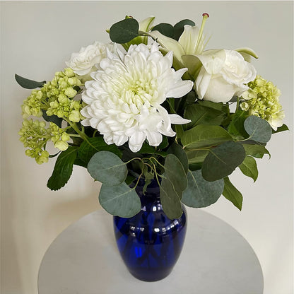 Snowy Dreams Bouquet – VASEFUL FLOWERS & GIFTS, Princeton NJ
