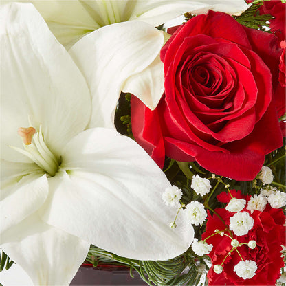 Holiday Season Bouquet – VASEFUL FLOWERS & GIFTS, Princeton NJ