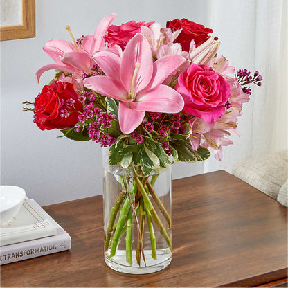 Lucky in Love Bouquet – VASEFUL FLOWERS & GIFTS, Princeton NJ