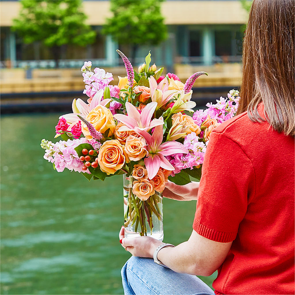 Bisous Bouquet – VASEFUL FLOWERS & GIFTS, Princeton NJ