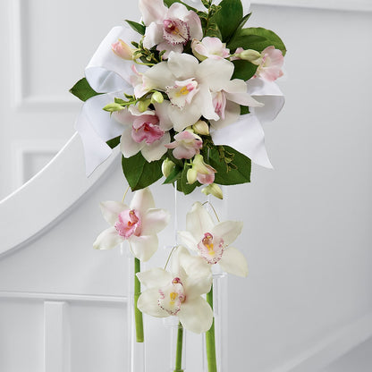 Perfect Entrance Pew Arrangement – VASEFUL FLOWERS & GIFTS, Princeton NJ