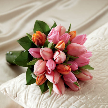Embraceable Bouquet – VASEFUL FLOWERS & GIFTS, Princeton NJ